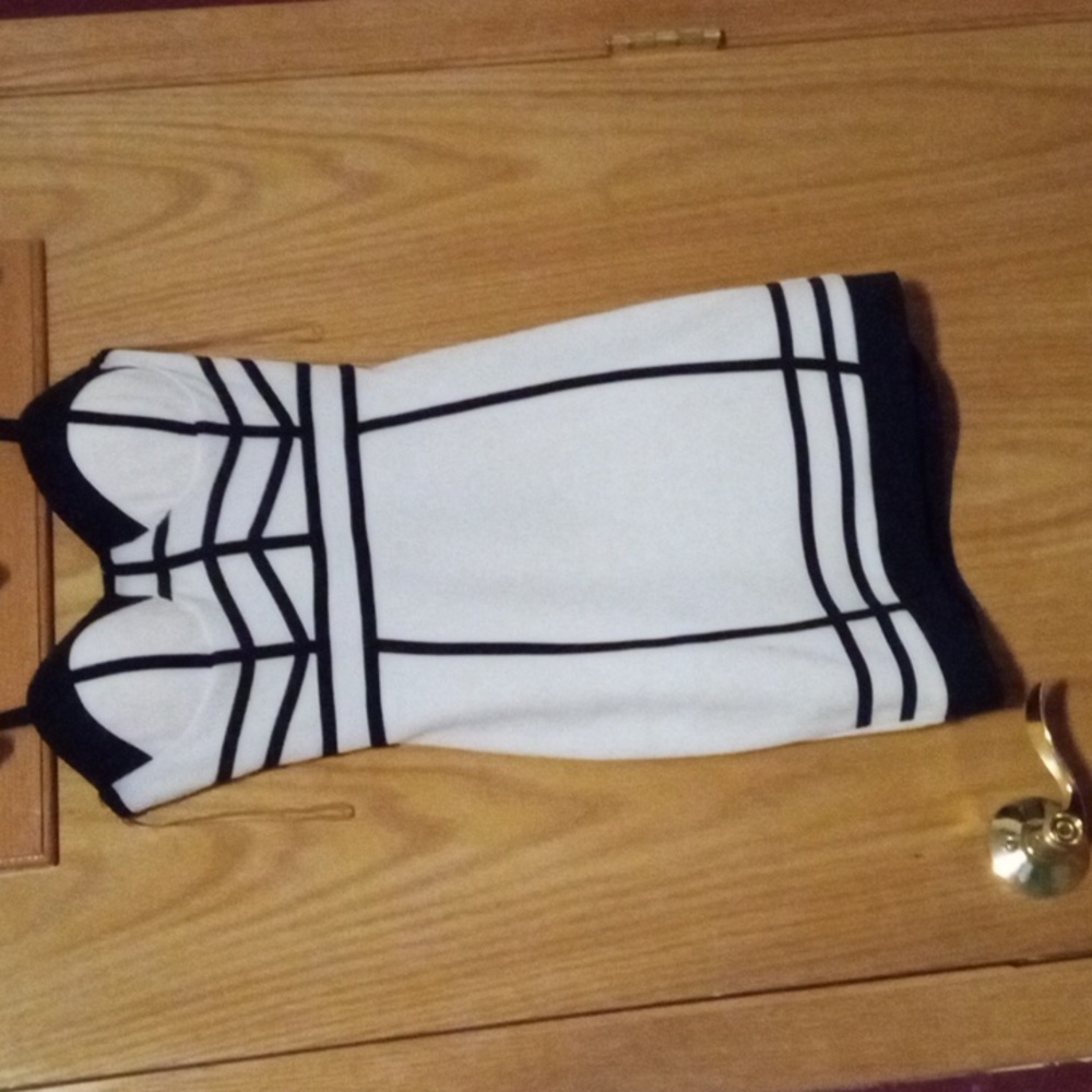 Windsor Medium Dress